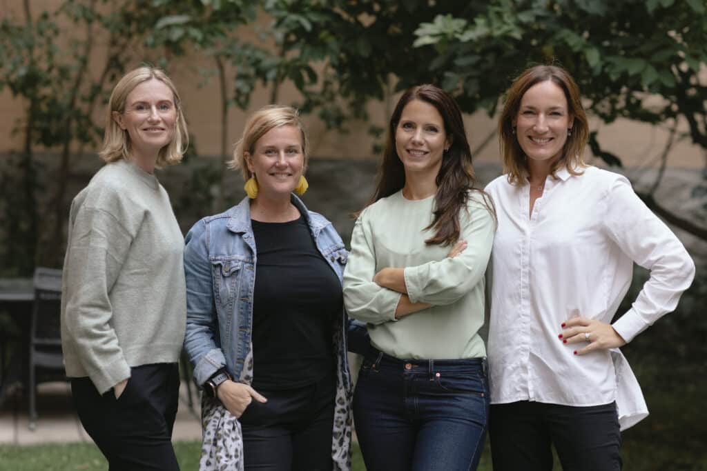 Fyra kvinnliga dedikerade HR-experter som jobbar på Wndy